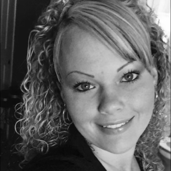 Meet your Posher, Ashley - Picture 1 of 1